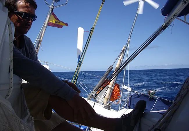 self steering wind vane