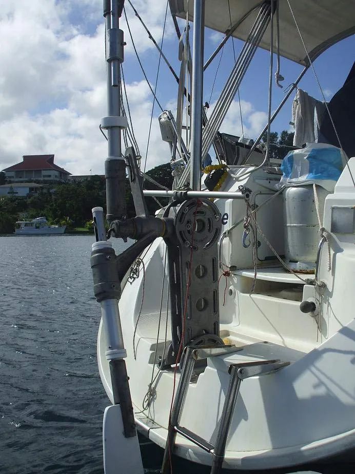 wind vane self steering south atlantic S 470