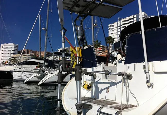 wind vane self steering south atlantic S 600